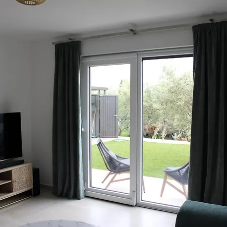 Apartment Oaza Maslina - Traumhafte Mit Pool Und Whirlpool